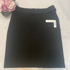 NWT Larry Levine Stretch Size 12 Black Skirt